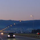 Autoroute nord Porto tombée de la nuit télégéré par contrôleurs Citylone